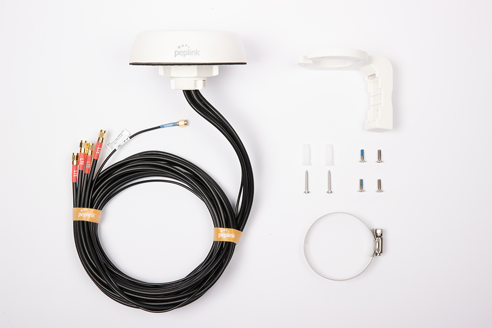 5-in-1 Dome Antenna for LTE/GPS - SMA 